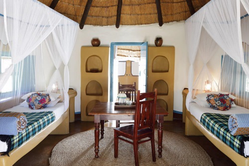 planet baobab bungalow binnenkant.jpg