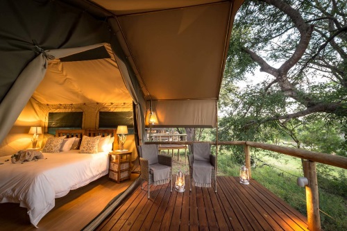 rukiya safari camp kamer 1.jpg