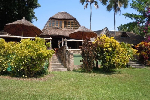 ngala beach lodge buitenkant.png