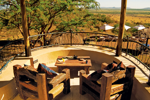 serengeti sopa lodge balkon.png