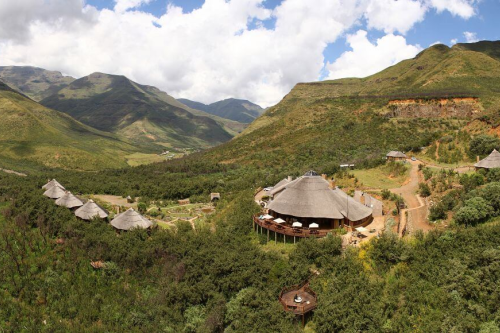 maliba lodge chalet terrein.png