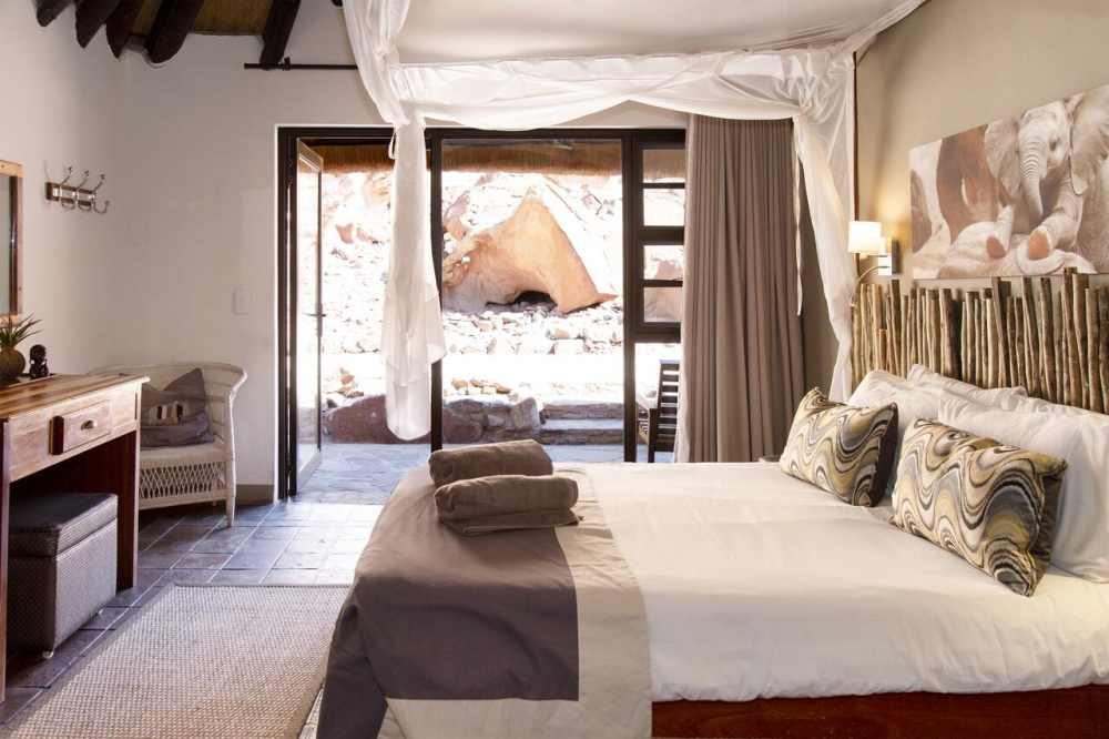 twyfelfontein country lodge kamer.png