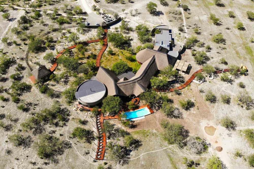 etosha oberland vanuit de lucht.png