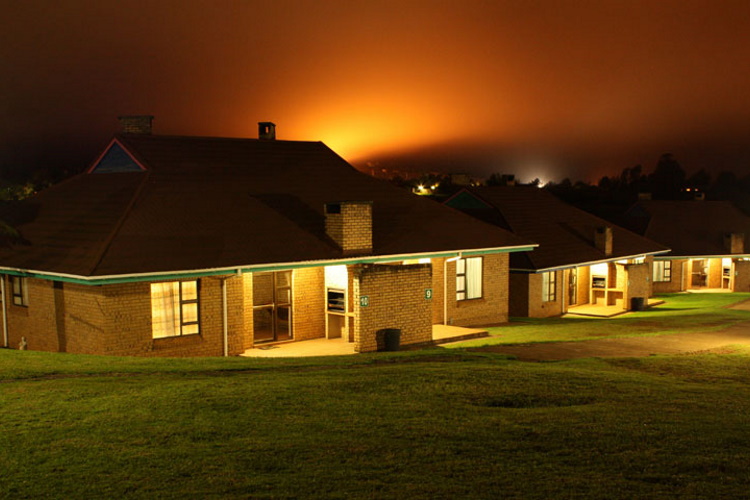 mogodi lodge huisjes.jpg