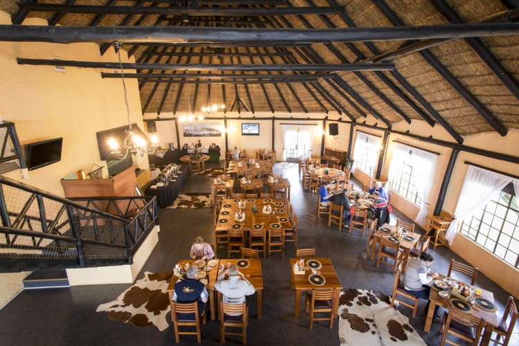 battlefields country lodge restaurant.jpg