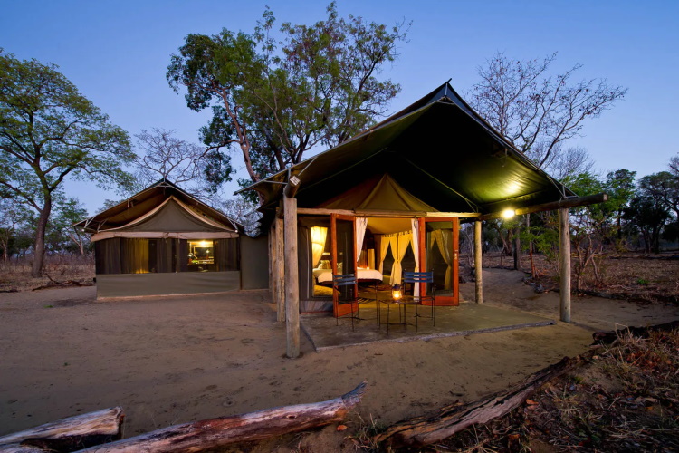 miombo safari lodge tented kamers.jpg