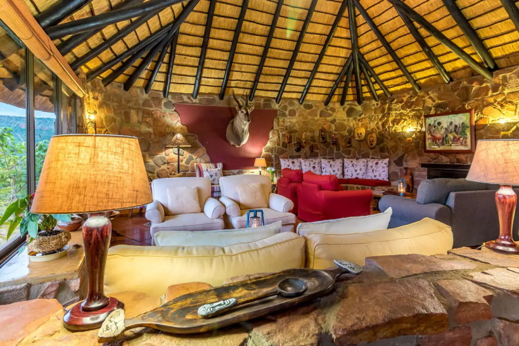 iketla lodge lounge.jpg