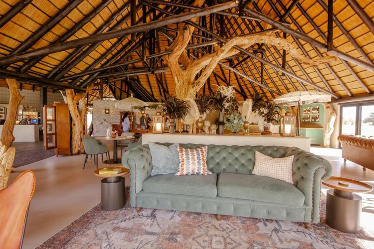 okapuka safari lodge lounge.jpg