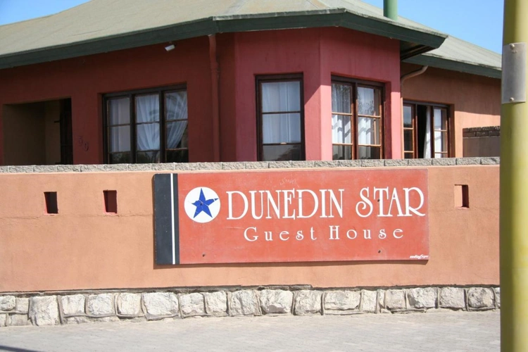 dunedin star guesthouse voorkant.webp