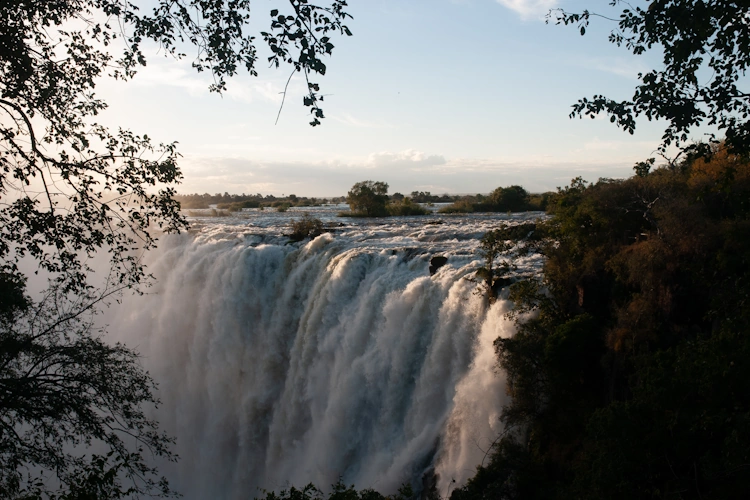 namibië en botswana van desert naar delta klein 027 zambia victoria falls.webp